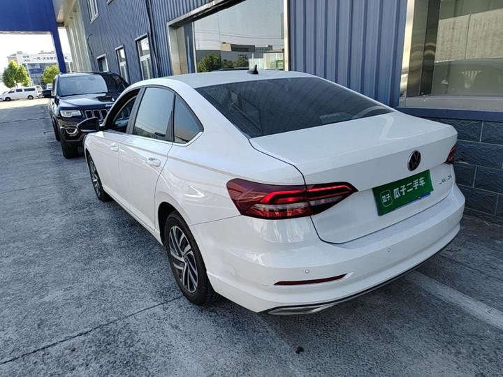 Lavida 2022 1.5L AT Comfort photo 4