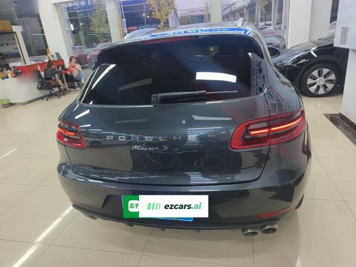 2017 Macan S 3.0T photo 5