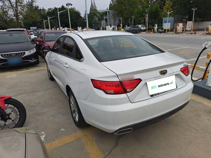 Emgrand GL 2017 1.3T MT Elite photo 4