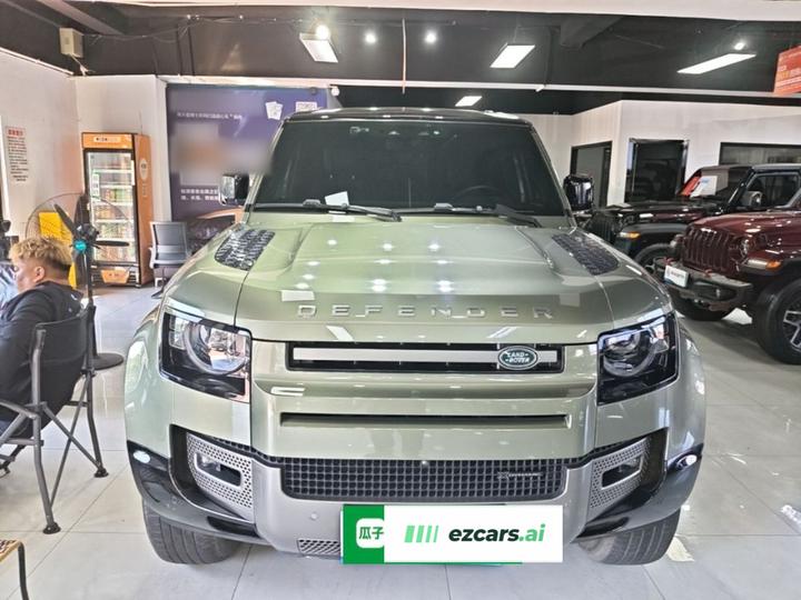 Defender 2023 Facelift 110 3.0T P400 X-DYNAMIC HSE photo 2