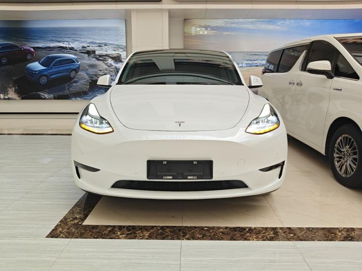 Model Y 2022 Facelift Long Range AWD photo 2