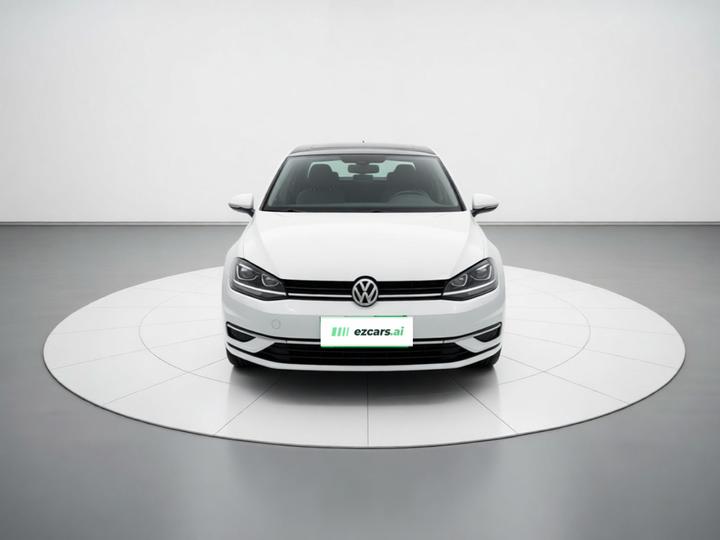 Golf 2018 230TSI AT Comfort photo 2