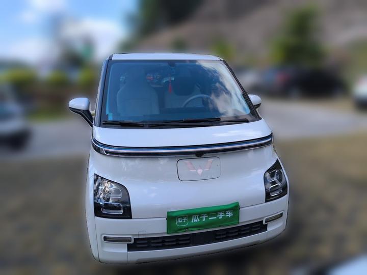 Wuling Air ev 2023 4-Seater - Advanced photo 2