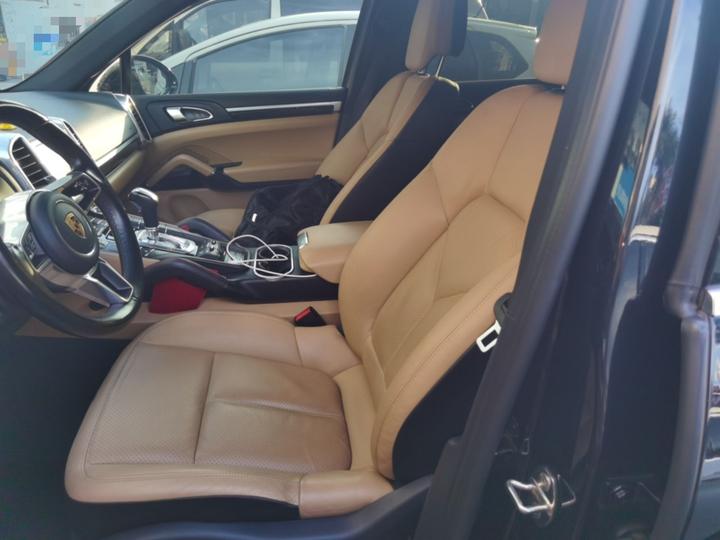 2015 Cayenne 3.0T photo 7