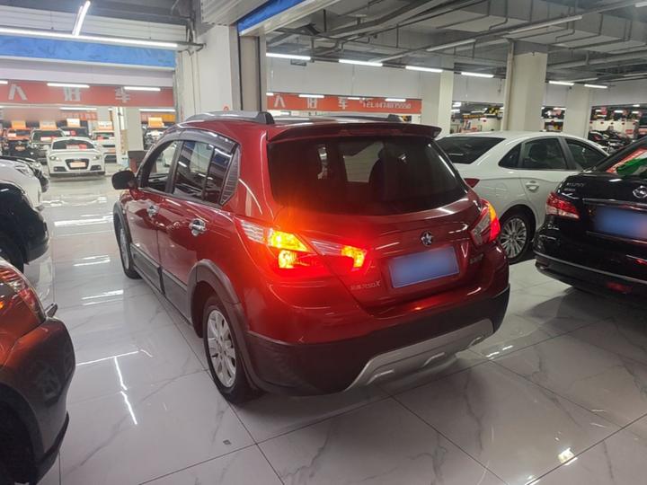 R50X 2016 1.6L MT Elite photo 4