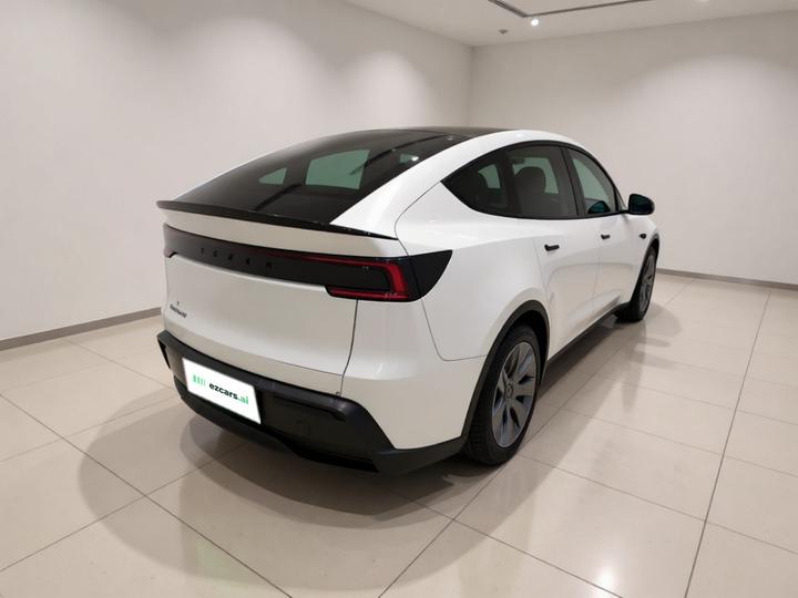 Model Y L 2025 Long Range AWD photo 6