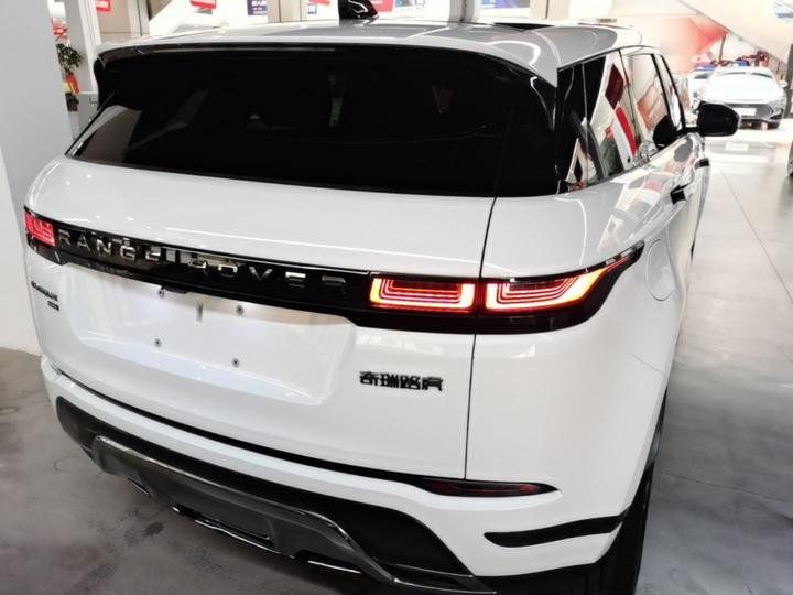 Range Rover Evoque EV 2021 Evoque L P300e Luxury photo 3