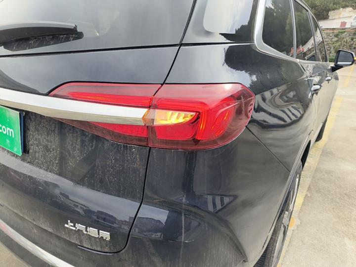 2022 652T AWD Premium 7-Seater photo 7
