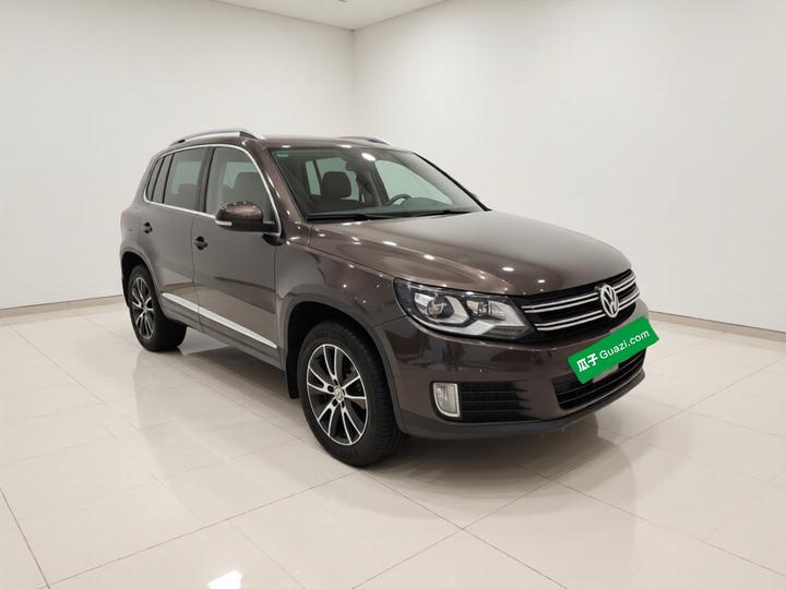 Tiguan 2015 1.8TSI AT RWD Luxury photo 3