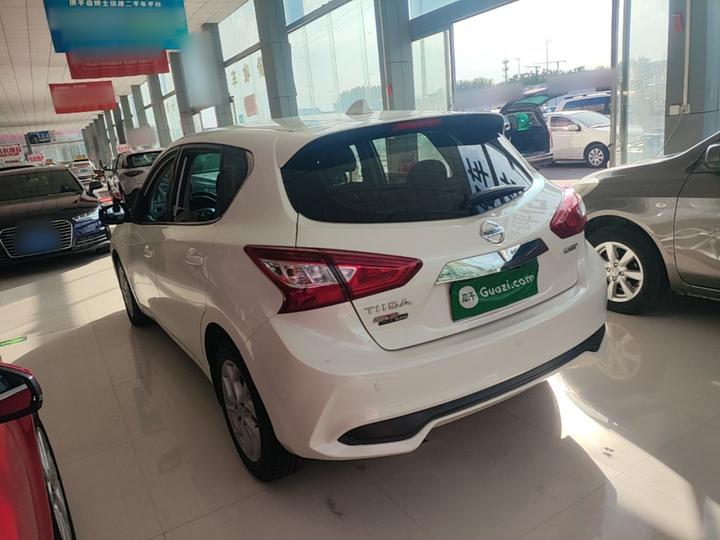 Tiida 2021 1.6L CVT photo 4