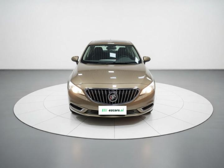 Verano 2015 Sedan 20T DCT Leading photo 2