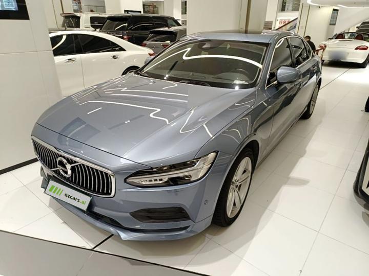 S90 2017 T4