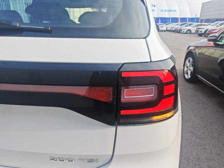 2023 200TSI DSG Connected photo 7
