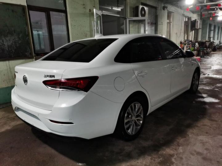 Excelle 2019 18T AT Elite China VI photo 4