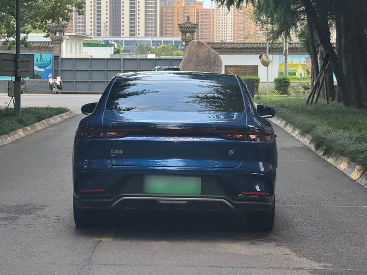 Han 2022 EV Founder 715KM FWD Flagship photo 5