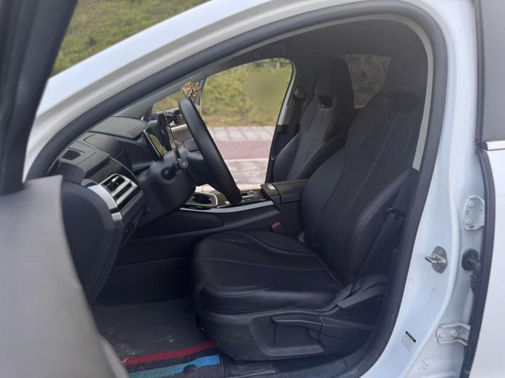 Qin PLUS 2021 EV 400KM photo 7