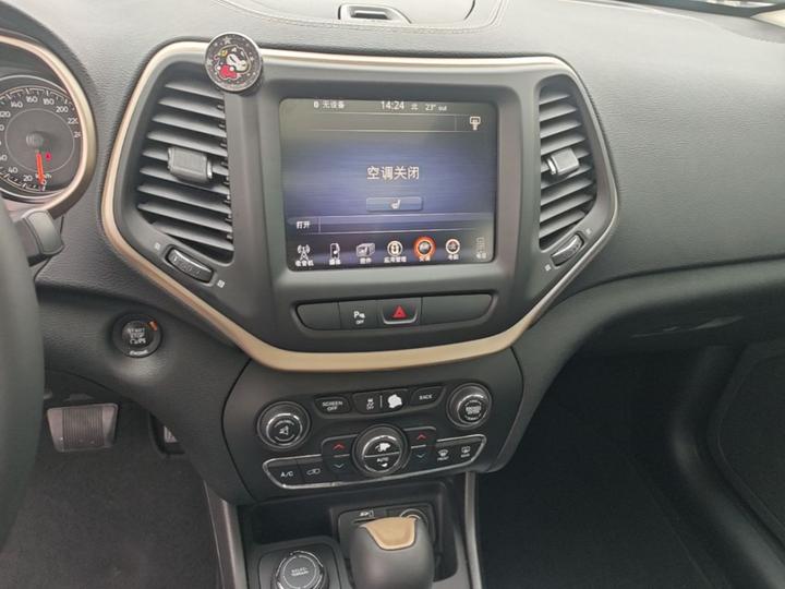 Cherokee 2016 2.4L Smart photo 8