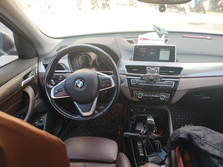 X1 EV 2019 xDrive25Le Luxury photo 3