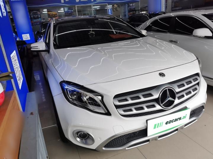 GLA 2017 GLA 220 4MATIC Fashion photo 3