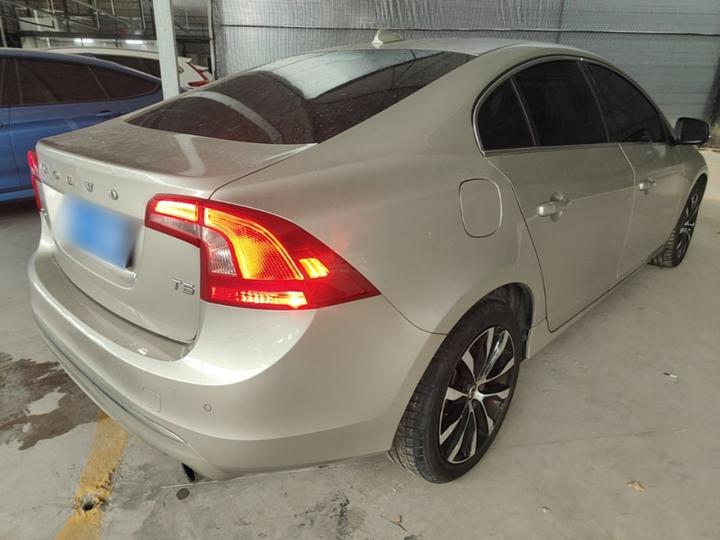 S60 2019 S60L Facelift T5 Advanced photo 4