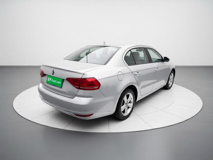 Lavida 2017 1.6L MT photo 6