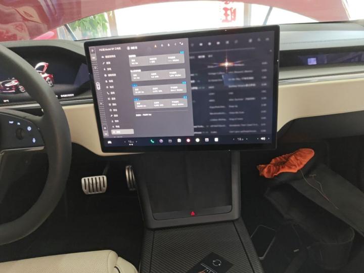 Model S 2023 AWD Plaid photo 8