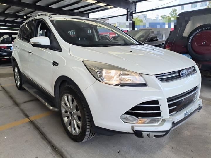 Kuga 2015 1.5L GTDi AWD Elite photo 3
