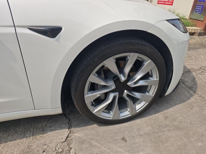 Model 3 2023 Long Range AWD photo 8