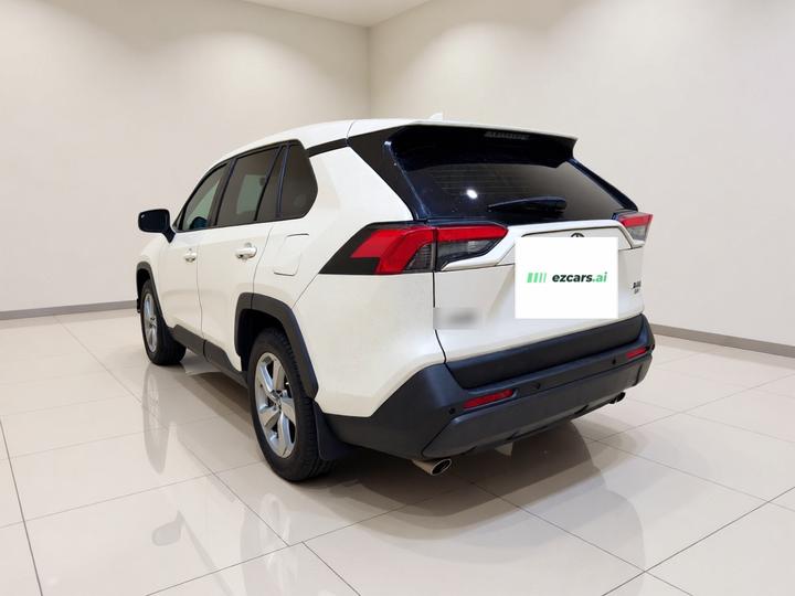 RAV4 2020 2.0L CVT AWD photo 4
