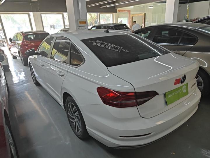 Lavida 2022 1.5L AT photo 4