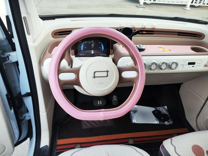 Bestune Pony 2026 222km Plus photo 6