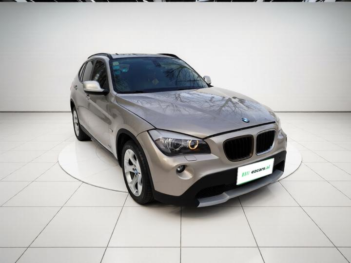 X1 Imported 2010 sDrive18i Luxury photo 3