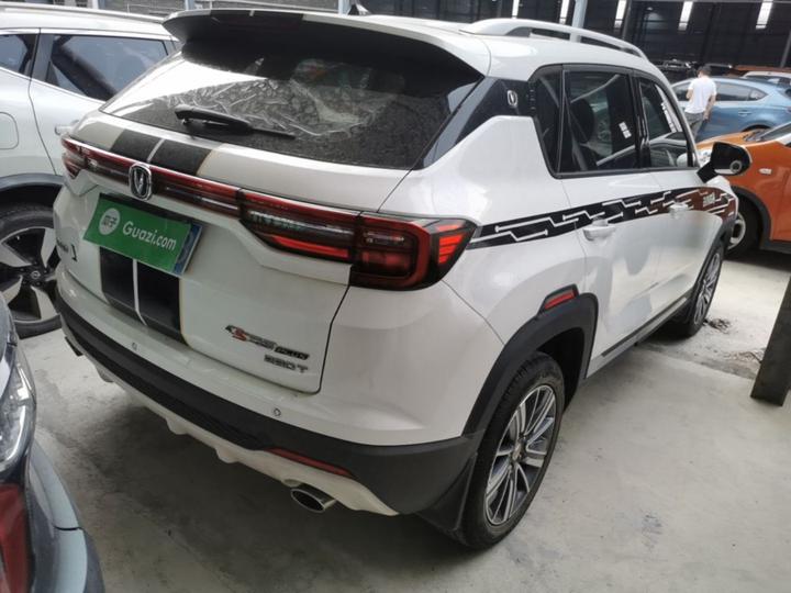 CS35PLUS 2019 1.4T DCT photo 6