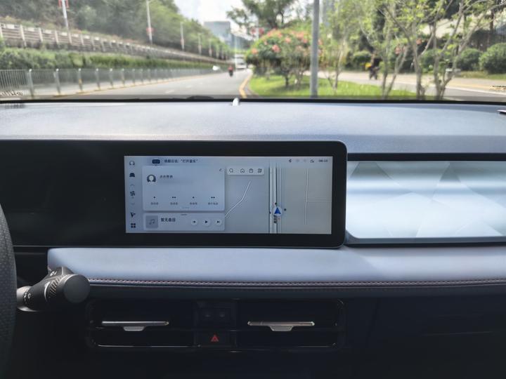 E Firefly 2022 401KM 4-Seater photo 4