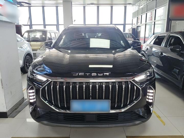 X70 PLUS 2024 Champion 1.5T DCTMAX+ 5-Seater photo 2