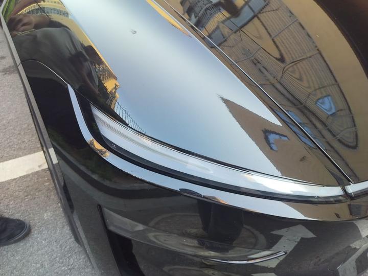 Model Y L 2025 Long Range AWD photo 7