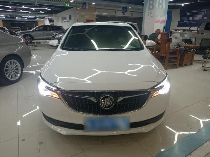 Excelle 2021 Facelift Classic 1.5L AT Progressive photo 2