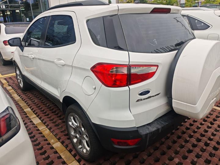 2018 Facelift 1.5L AT photo 4