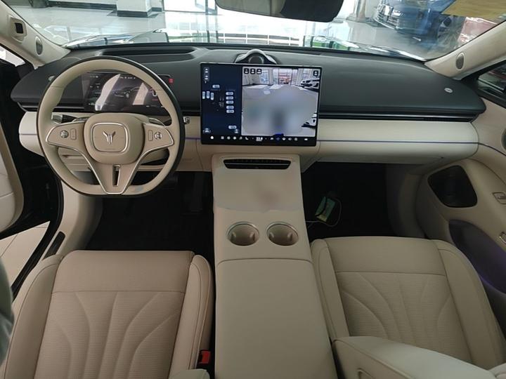 Voyah Passion L 2026 AWD Ultra photo 5