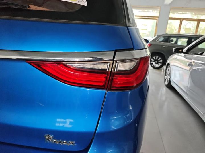Song MAX 2017 1.5T AT Connected Premium 7-Seater photo 7