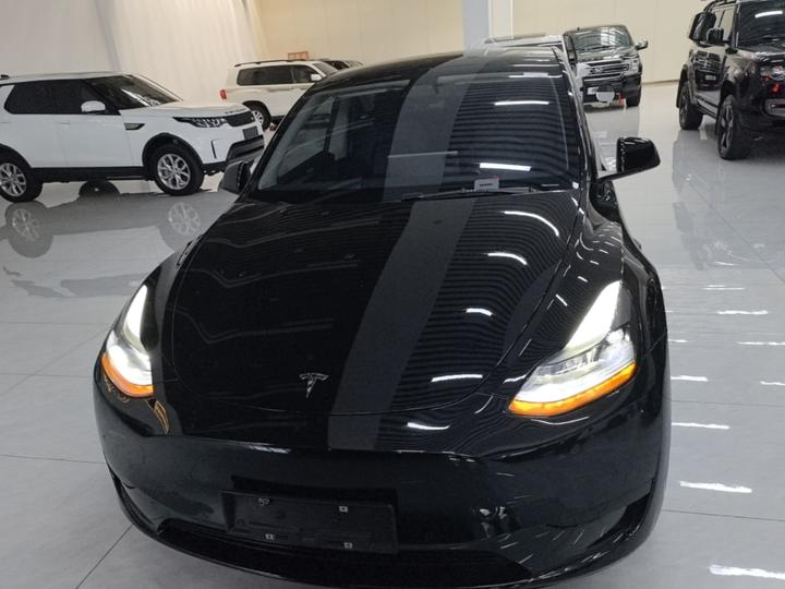 Model Y 2022 Facelift RWD photo 2