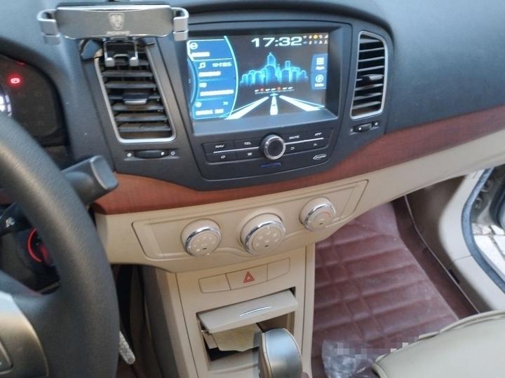 350 2013 350C 1.5L AT photo 5