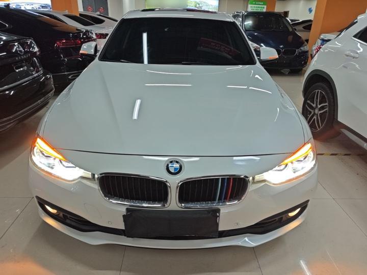 3 Series 2016 320i Fashion photo 2