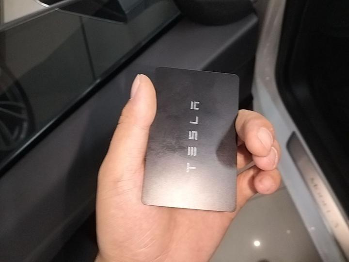 Model 3 2020 Standard Range RWD Upgraded photo 8