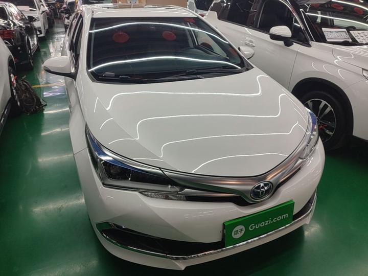 Corolla 2017 Facelift Hybrid 1.8L E-CVT Elite photo 2