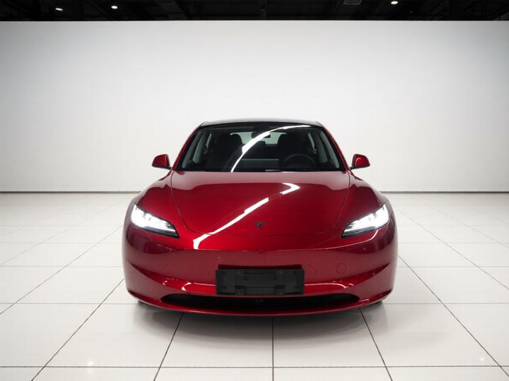 Model 3 2026 RWD photo 2