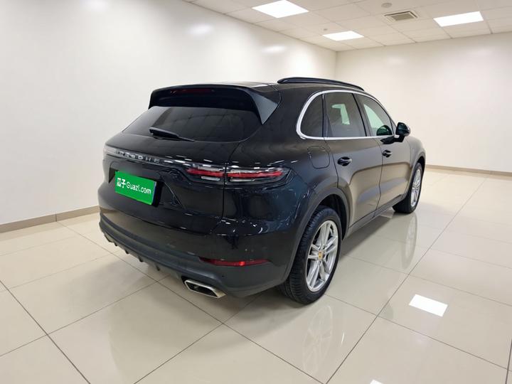 2019 Cayenne 3.0T photo 6