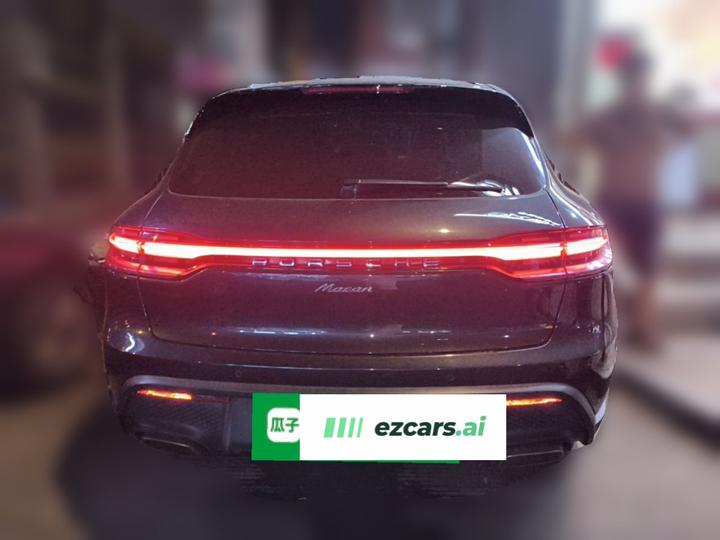 2022 Macan 2.0T photo 5