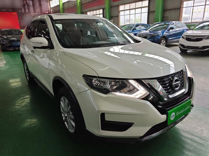 X-Trail 2023 Classic 2.0L RWD Connected Comfort photo 3
