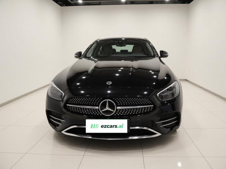 E-Class EV 2021 E 350 e L PHEV Sport photo 2